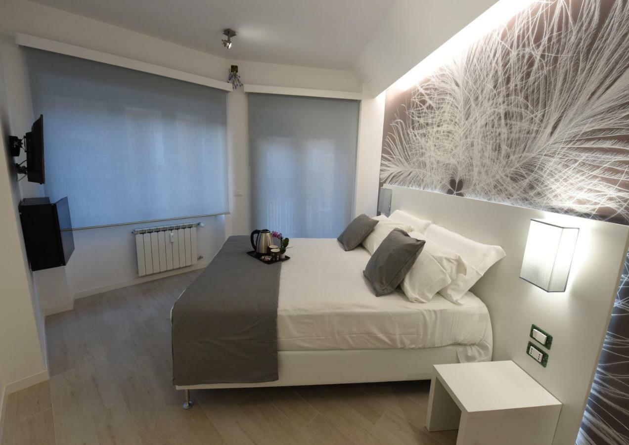 Duca'S House Hotel Roma Exterior foto